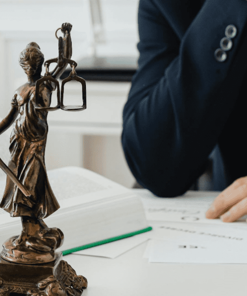 benton-attorney-3901293192